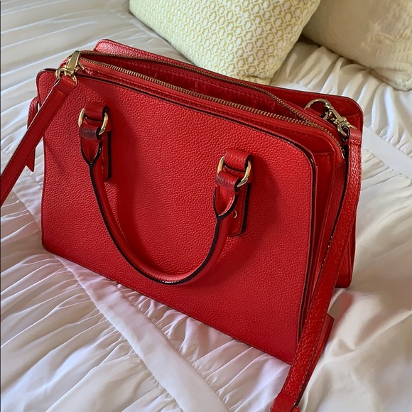 Kate Spade Purse - Picture 4 of 9